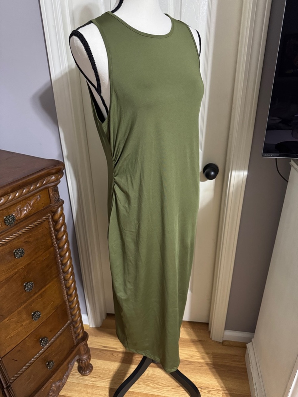 SHEIN Olive Green Sleeveless Maxi Dress